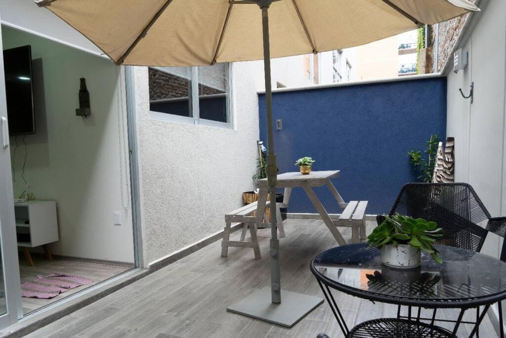Casa A Una Calle Del Kiosko Morisco. Mexiko-Stadt Exterior foto